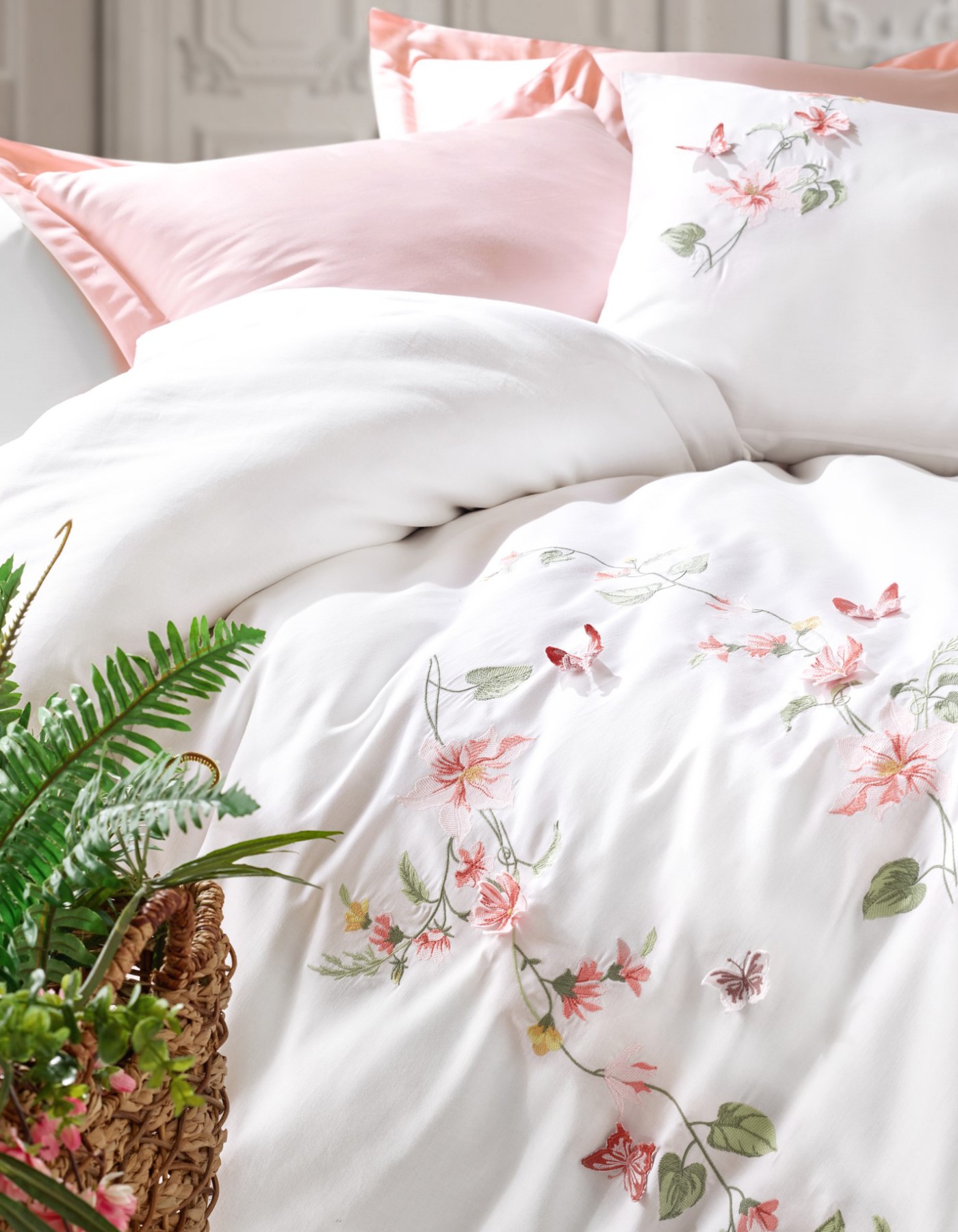 Cotton Box 3D Nakışlı Saten Çift Kişilik Nevresim Takımı Luna Petrol