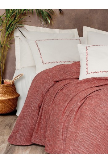 Cotton Box Embrova Çift Kişilik Pike Takımı Şönil Loom Bordo Cotton Box Embrova Çift Kişilik Pike Takımı Şönil Loom Bordo