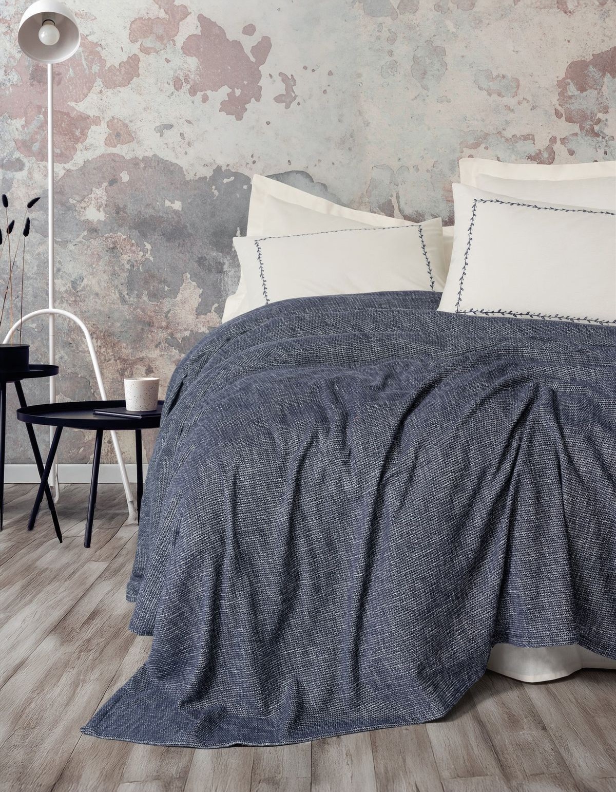 Cotton Box Embrova Çift Kişilik Pike Takımı Şönil Loom Lacivert