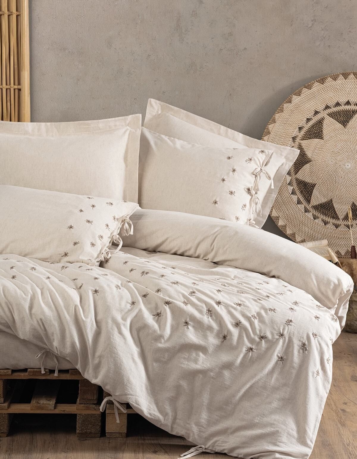 Cotton Box Keten Çift Kişilik Nevresim Takımı Arie Cotton Box Keten Çift Kişilik Nevresim Takımı Arie