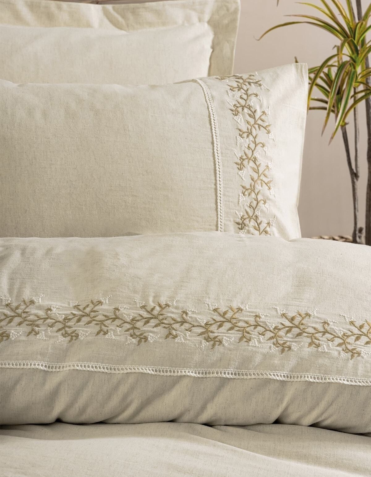 Cotton Box Keten Çift Kişilik Nevresim Takımı Darian Cotton Box Keten Çift Kişilik Nevresim Takımı Darian