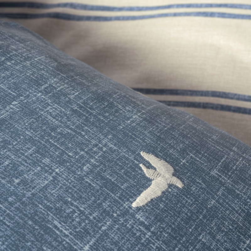 Cotton Box Klein Nakışlı Çift Kişilik Nevresim Takımı Ceria Lacivert Cotton Box Klein Nakışlı Çift Kişilik Nevresim Takımı Ceria Lacivert