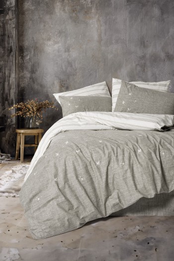 Cotton Box Klein Nakışlı Çift Kişilik Nevresim Takımı Moke Kahve
