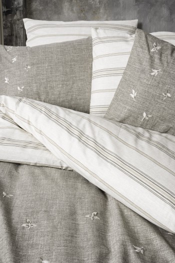 Cotton Box Klein Nakışlı Çift Kişilik Nevresim Takımı Moke Kahve