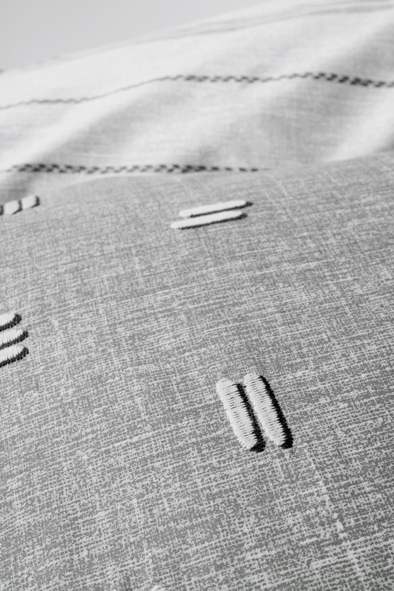 Cotton Box Klein Nakışlı Çift Kişilik Nevresim Takımı Patara Gri detay görseli