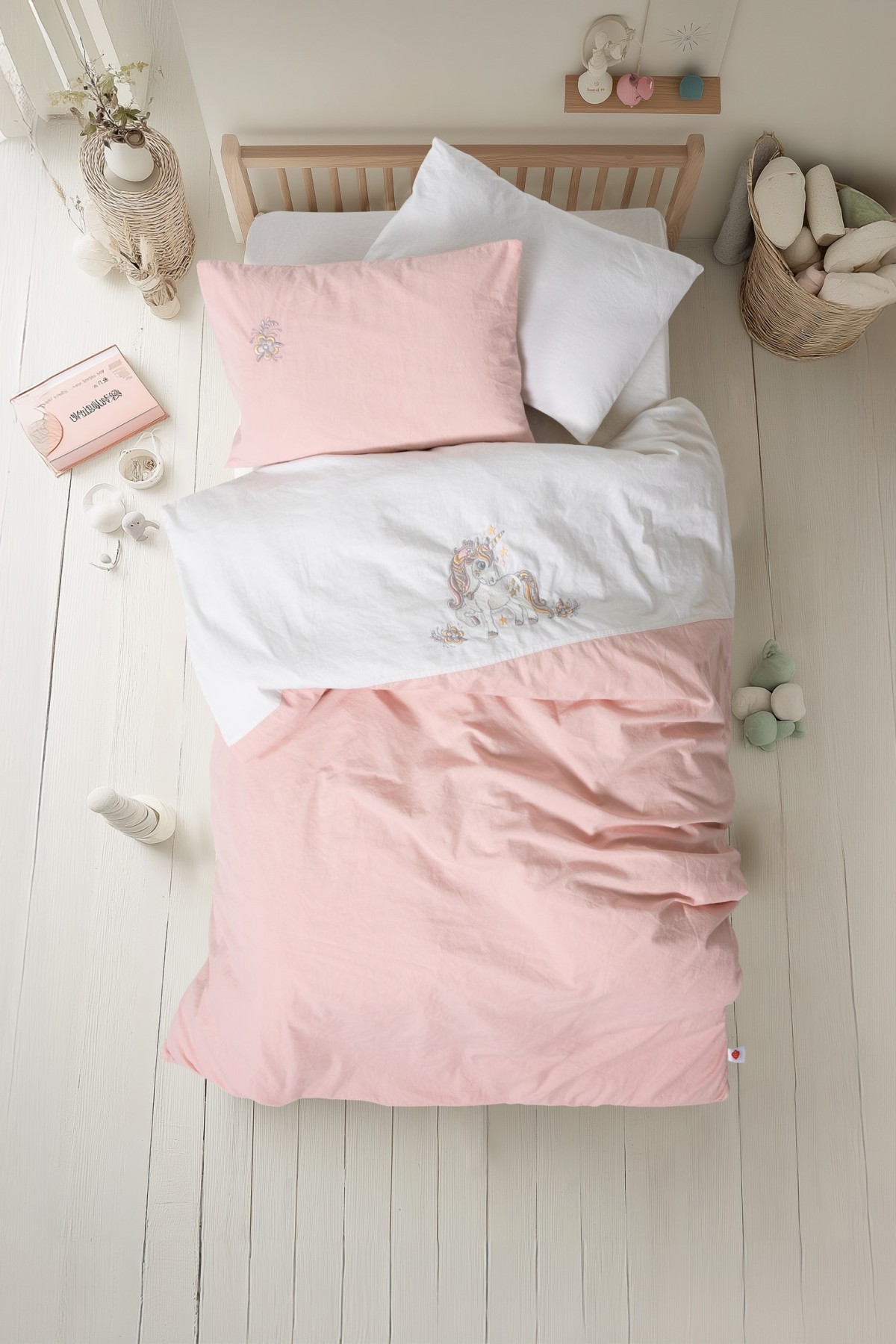 Cotton Box Nakişli Bebek Nevresim Takimi Bonic Beyaz Cotton Box Nakişli Bebek Nevresim Takimi Bonic Beyaz