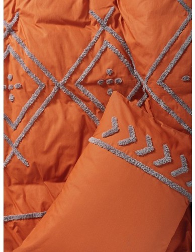 Cotton Box Puff Nakışlı Çift Kişilik Nevresim Takımı Liya Kiremit-Bej Cotton Box Puff Nakışlı Çift Kişilik Nevresim Takımı Liya Kiremit-Bej