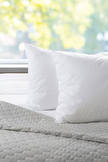 Dış Kumaşı Pamuk 800Gr Silikon Yastık Dış Kumaşı Pamuk 800Gr Silikon Yastık