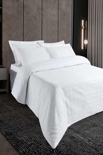 Febris Serisi 105Tel Pamuk Saten Otel Nevresim Takımı