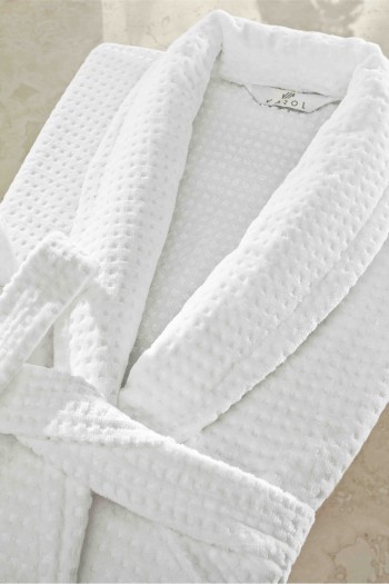 Helios Serisi Şal Yaka Kadife Otel Bornozu Helios Serisi Şal Yaka Kadife Otel Bornozu