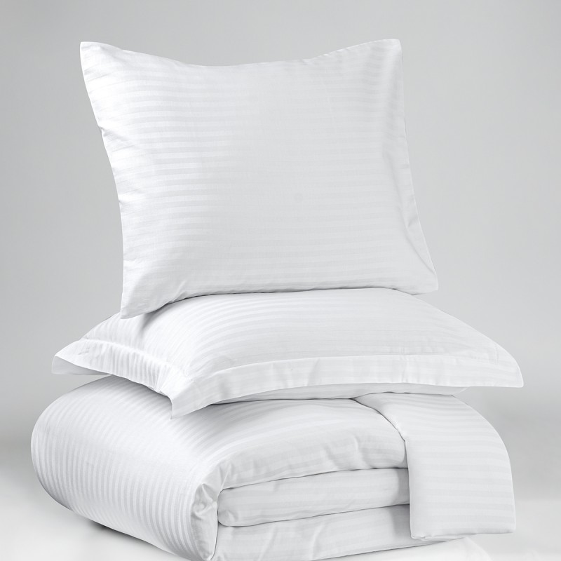 Hermes Serisi 83Tel Pamuk Polyester Saten Otel Nevresim Takımı 1cm Çizgili Hermes Serisi 83Tel Pamuk Polyester Saten Otel Nevresim Takımı 1cm Çizgili