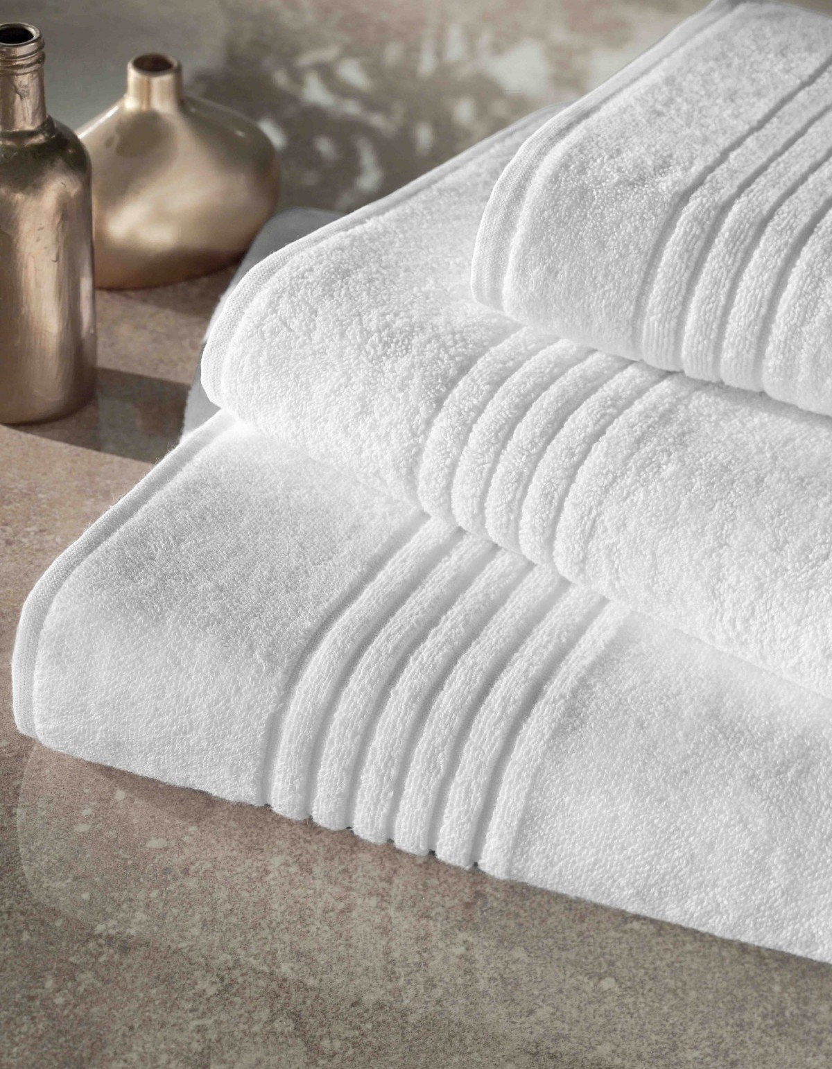 Kronos Serisi 20/2 Ring İplik Jakarlı Otel Havlusu