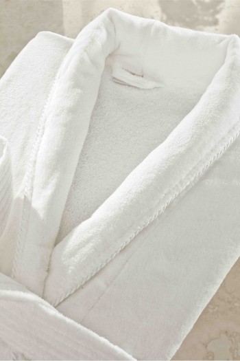 Poseidon Serisi Şal Yaka Kadife Otel Bornozu Poseidon Serisi Şal Yaka Kadife Otel Bornozu