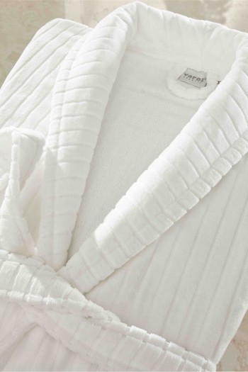 Uranos Serisi Şal Yaka Kadife Otel Bornozu Uranos Serisi Şal Yaka Kadife Otel Bornozu