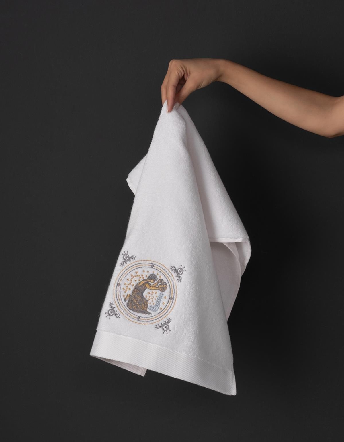 Varol Lüks Microcotton Burç Nakışlı Havlu Seti – Yumuşak & Dayanıklı Varol Lüks Microcotton Burç Nakışlı Havlu Seti – Yumuşak & Dayanıklı