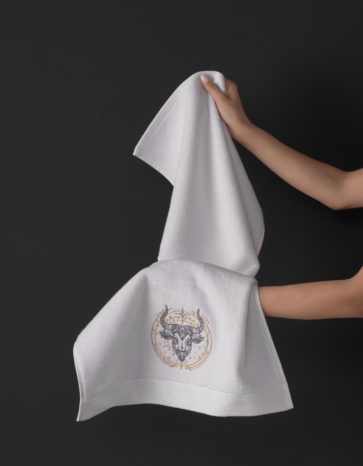 Varol Lüks Microcotton Burç Nakışlı Havlu Seti – Yumuşak & Dayanıklı Varol Lüks Microcotton Burç Nakışlı Havlu Seti – Yumuşak & Dayanıklı