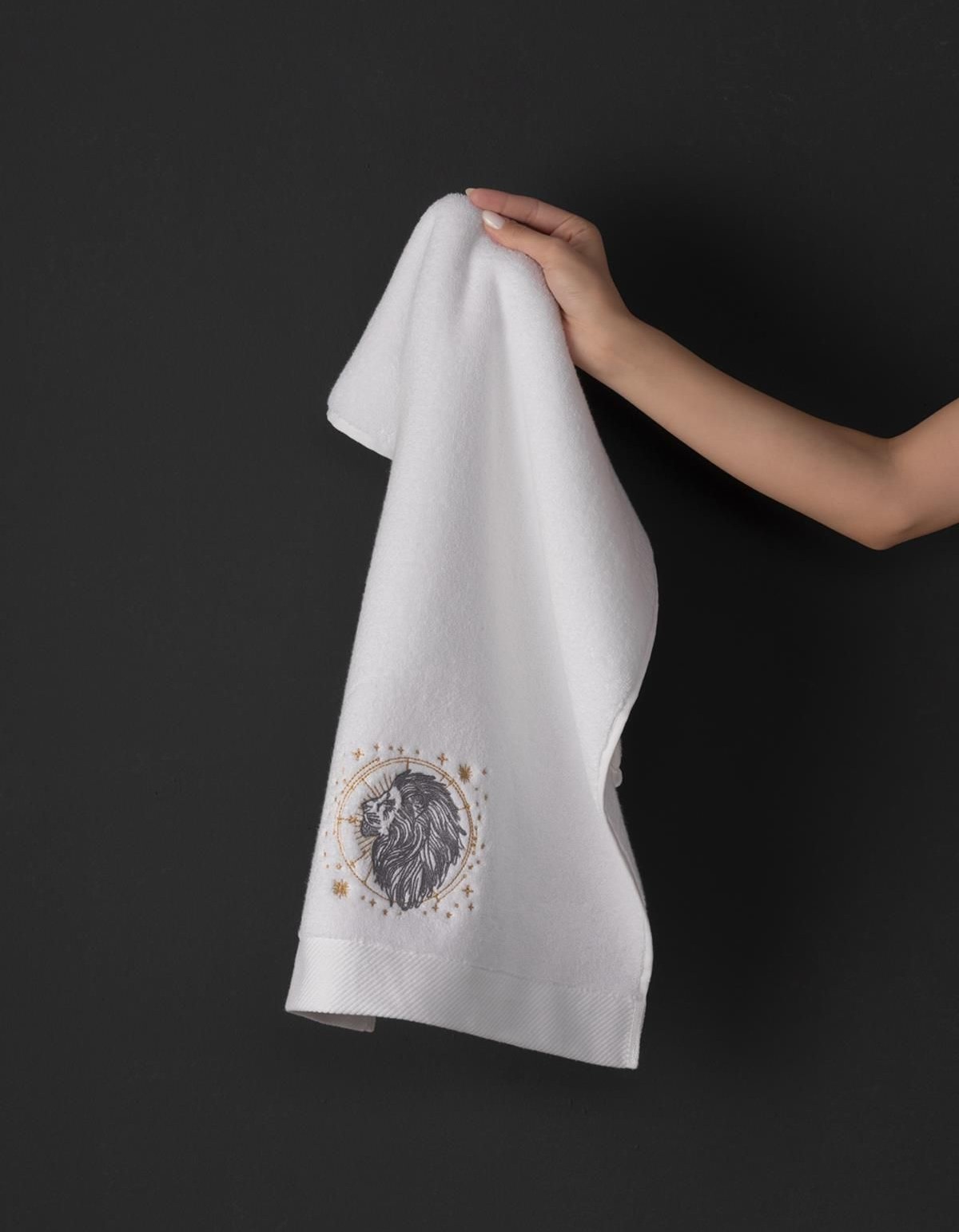 Varol Lüks Microcotton Burç Nakışlı Havlu Seti – Yumuşak & Dayanıklı Varol Lüks Microcotton Burç Nakışlı Havlu Seti – Yumuşak & Dayanıklı