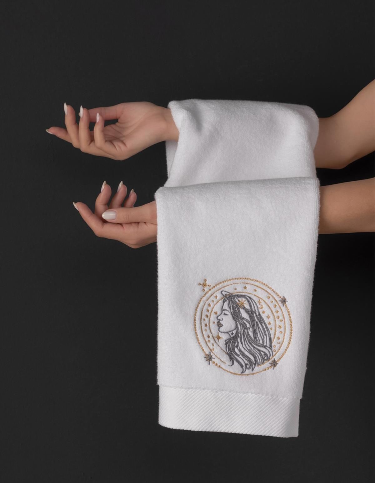 Varol Lüks Microcotton Burç Nakışlı Havlu Seti – Yumuşak & Dayanıklı Varol Lüks Microcotton Burç Nakışlı Havlu Seti – Yumuşak & Dayanıklı