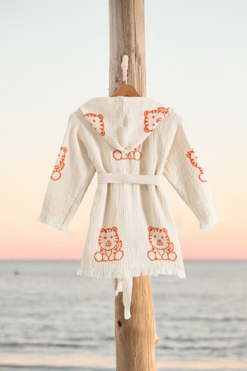 Varol %100 Organik, El İşçiliği Taş Baskı Çocuk Bornozu - Kaplan Varol %100 Organik, El İşçiliği Taş Baskı Çocuk Bornozu - Kaplan