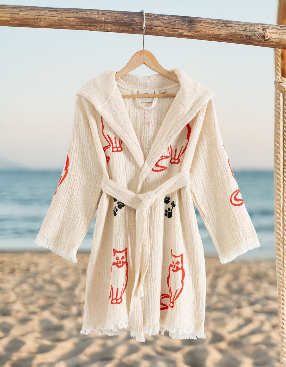 Varol %100 Organik, El İşçiliği Taş Baskı Garson Boy Bornozu - Pisi