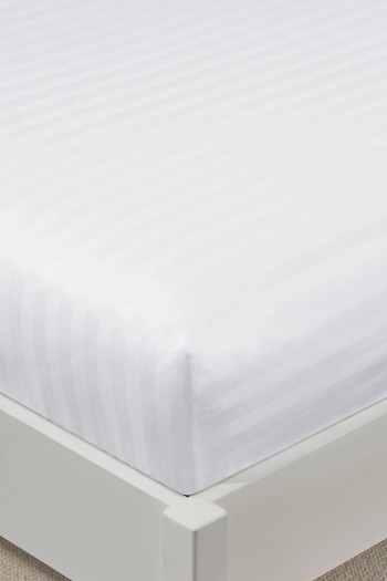 Varol %100 Pamuk Saten Stripe Battal Boy (King Size) Lastikli Çarşaf Takımı – 30 cm – 2 Yastık Kılıfı – 180x200 - BEYAZ-180X200CM