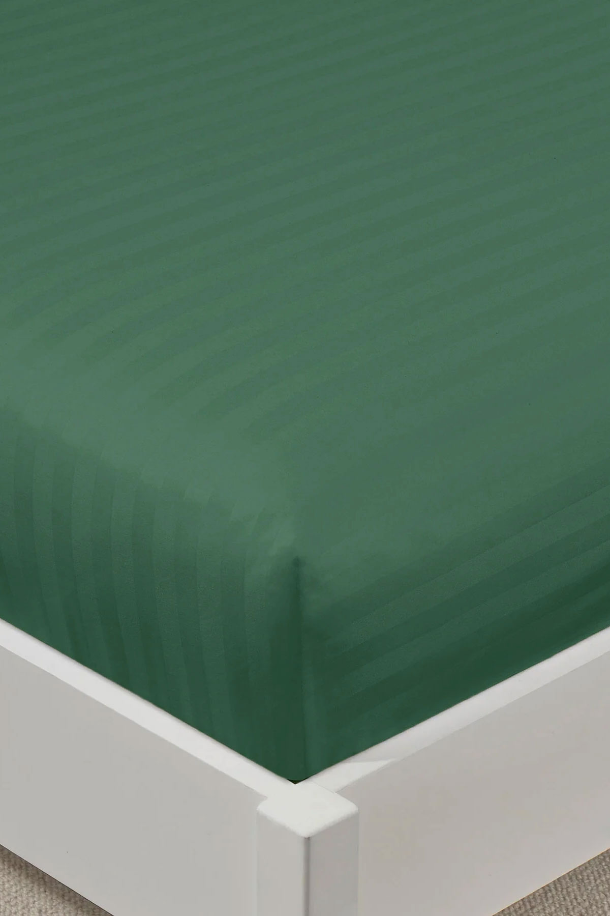Varol %100 Pamuk Saten Stripe Tek Kişilik Lastikli Çarşaf Takımı – 30 cm – 1 Yastık Kılıfı Varol %100 Pamuk Saten Stripe Tek Kişilik Lastikli Çarşaf Takımı – 30 cm – 1 Yastık Kılıfı