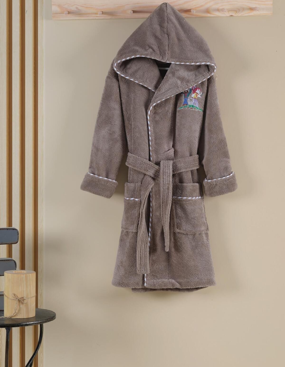 Varol Bambu Nakışlı Çocuk Bornozu - M.Craft Varol Bambu Nakışlı Çocuk Bornozu - M.Craft