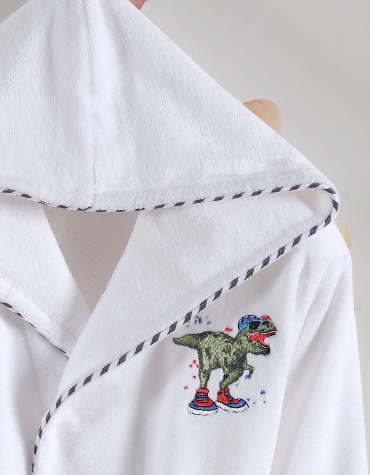 Varol Bambu Nakışlı Garson Boy Bornoz - Dino