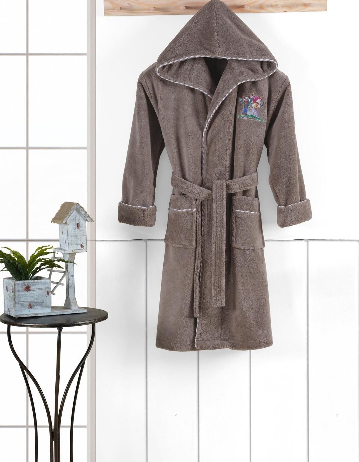 Varol Bambu Nakışlı Garson Boy Bornoz- M.Craft Varol Bambu Nakışlı Garson Boy Bornoz- M.Craft