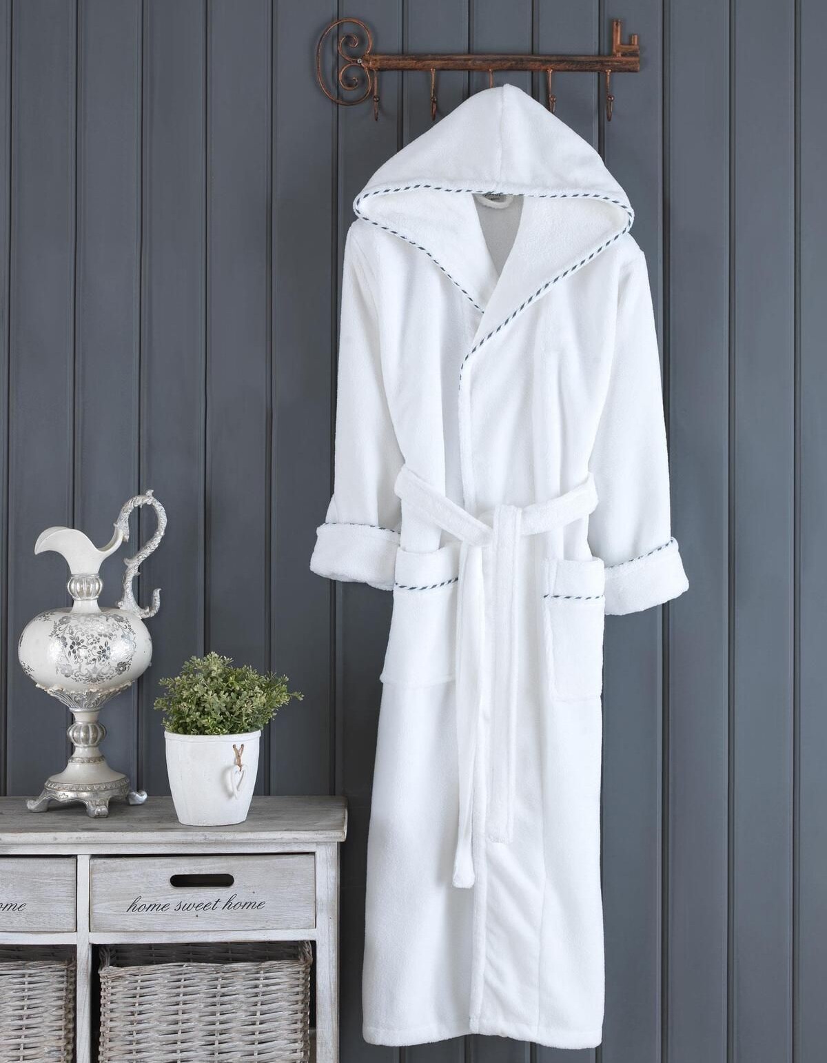 Varol Biyeli Kapşonlu Bambu Bornoz