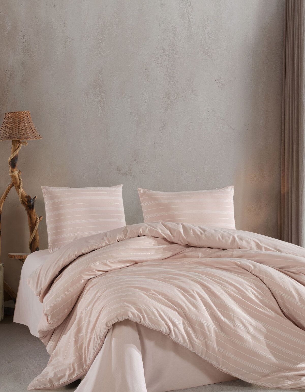 Varol Çarşafı Lastikli Saten Çizgili Çift Kişilik Nevresim Takım