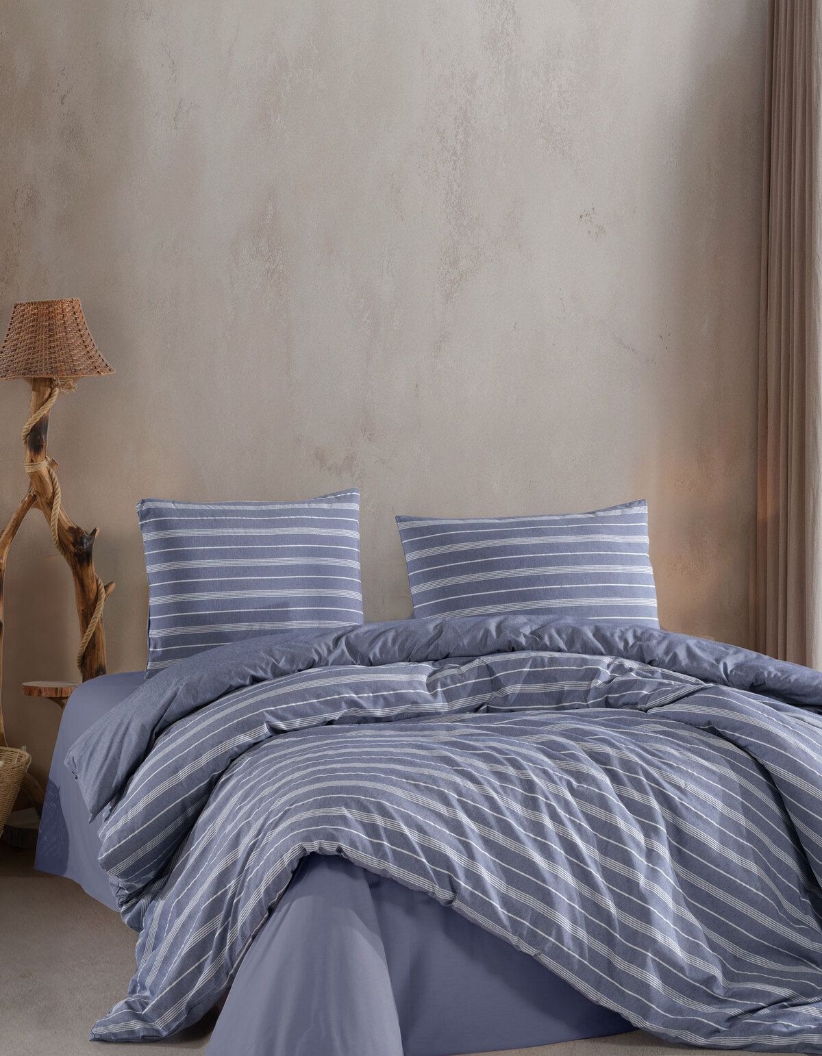 Varol Çarşafı Lastikli Saten Çizgili Çift Kişilik Nevresim Takım