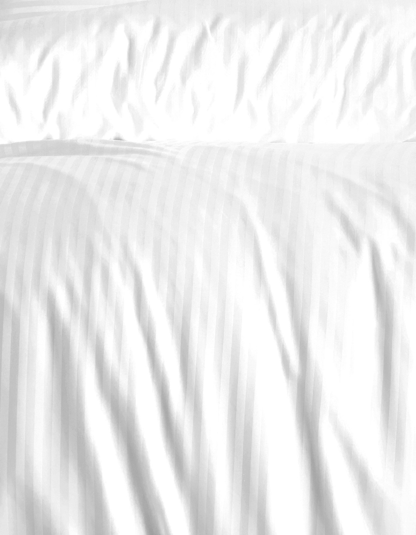 Varol Çift Kişilik Saten Çizgili Nevresim Takımı – Lastikli Çarşaf, Parlak ve Yumuşak Kumaş