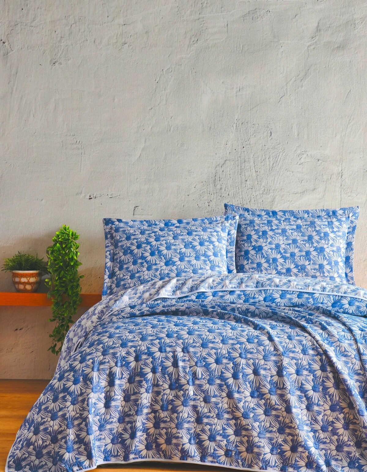 Varol Daisy Çift Kişilik Yatak Örtüsü Varol Daisy Çift Kişilik Yatak Örtüsü