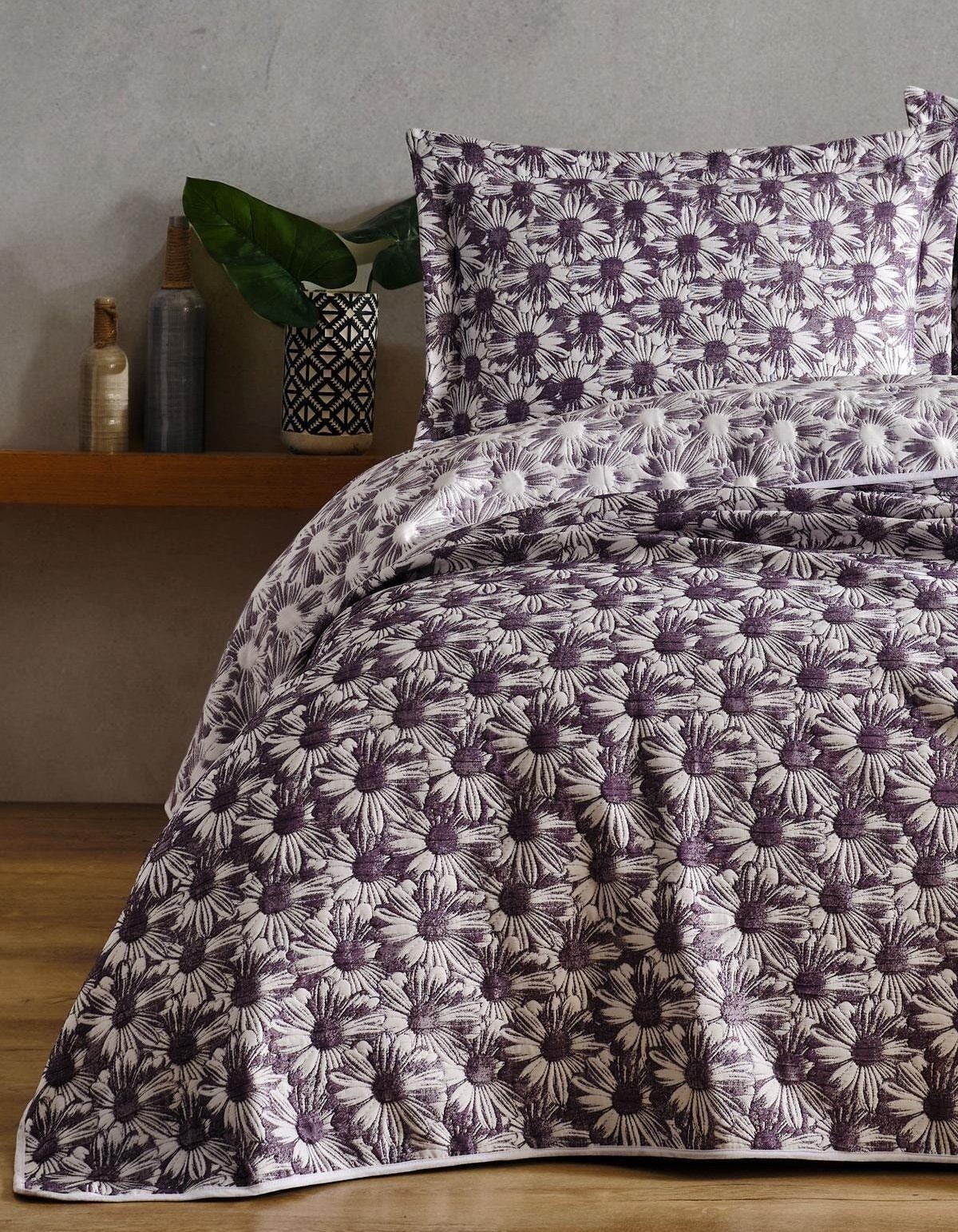 Varol Daisy Çift Kişilik Yatak Örtüsü Varol Daisy Çift Kişilik Yatak Örtüsü