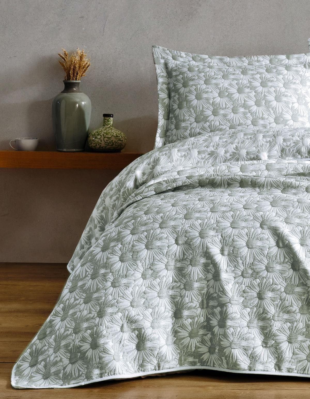 Varol Daisy Çift Kişilik Yatak Örtüsü Varol Daisy Çift Kişilik Yatak Örtüsü