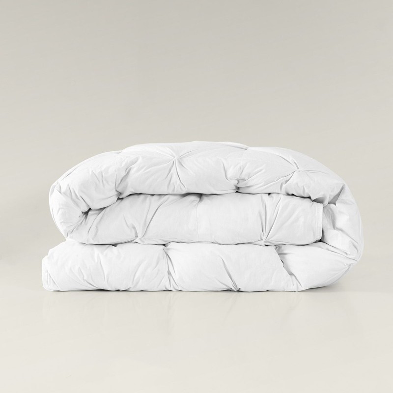 Varol El Yapımı Queen Kaz Tüyü Yorgan %90 Gıdık / %10 Sırt – Tek Kişilik 155×215 cm Varol El Yapımı Queen Kaz Tüyü Yorgan %90 Gıdık / %10 Sırt – Tek Kişilik 155×215 cm