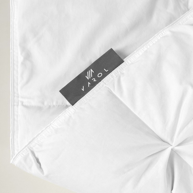 Varol El Yapımı Queen Kaz Tüyü Yorgan %90 Gıdık / %10 Sırt – Battal Boy 215×235 cm Varol El Yapımı Queen Kaz Tüyü Yorgan %90 Gıdık / %10 Sırt – Battal Boy 215×235 cm