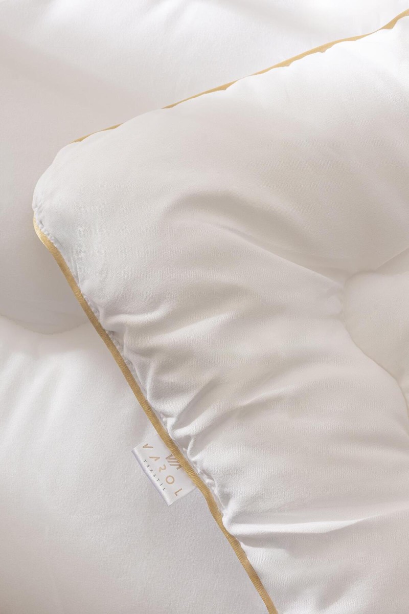 Varol Gold Serisi Bebek Yorganı 95x145cm detay görseli