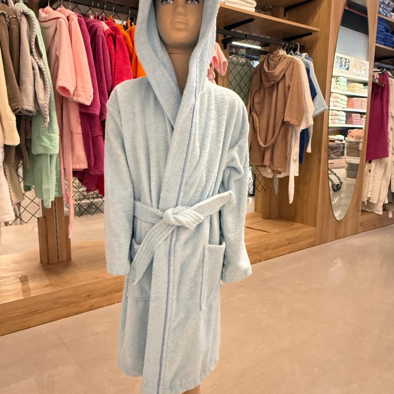 Varol İhracat Fazlası Çocuk Bornozu – Mavi Bukle Kumaş | Kalın & Dayanıklı Varol İhracat Fazlası Çocuk Bornozu – Mavi Bukle Kumaş | Kalın & Dayanıklı