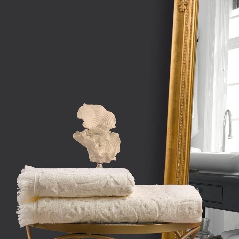 Varol Jakaranda %100 Pamuk Banyo Havlusu 90X150cm Varol Jakaranda %100 Pamuk Banyo Havlusu 90X150cm