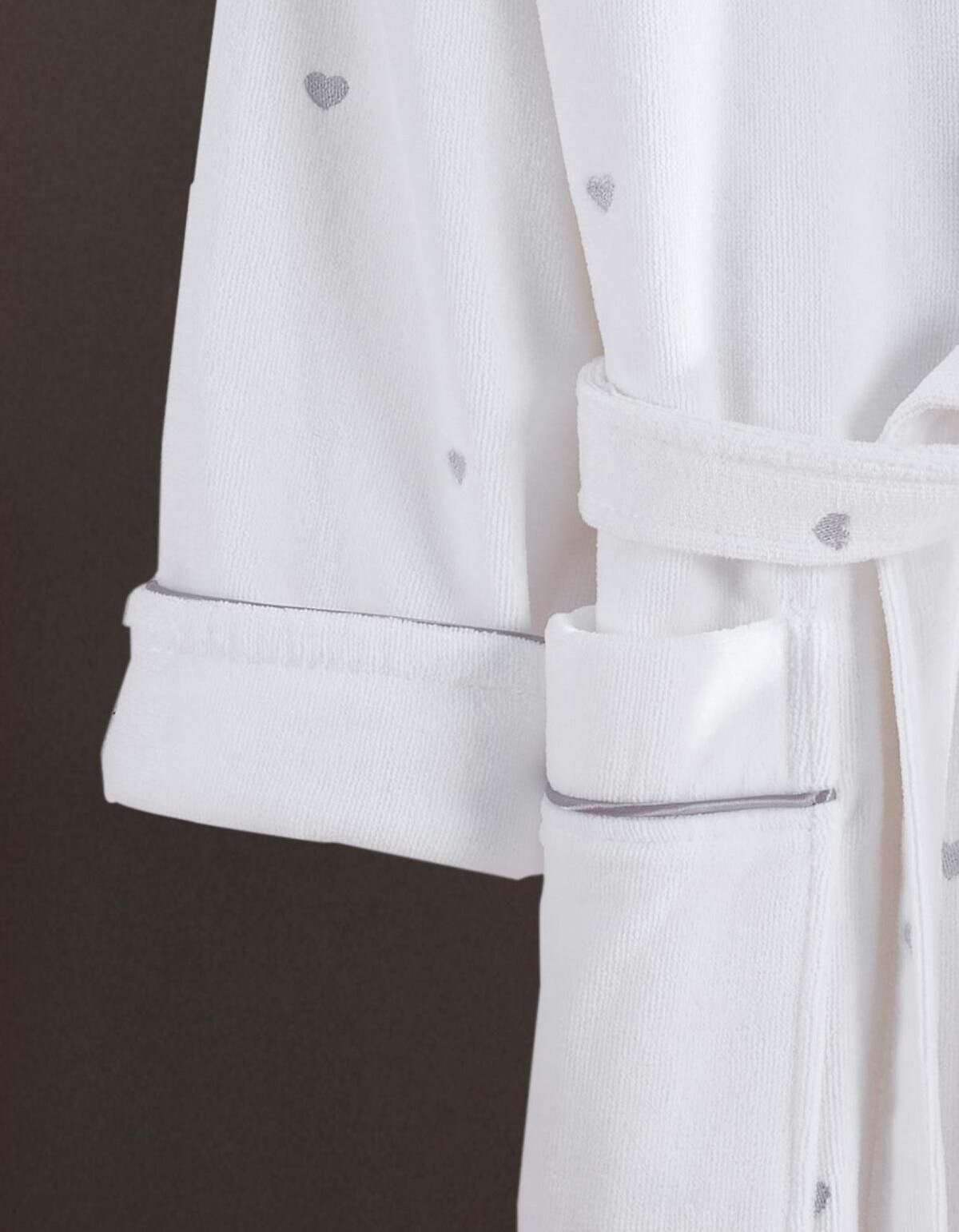 Varol Kalpli Nakışlı %100 Pamuk Love Serisi Bornoz