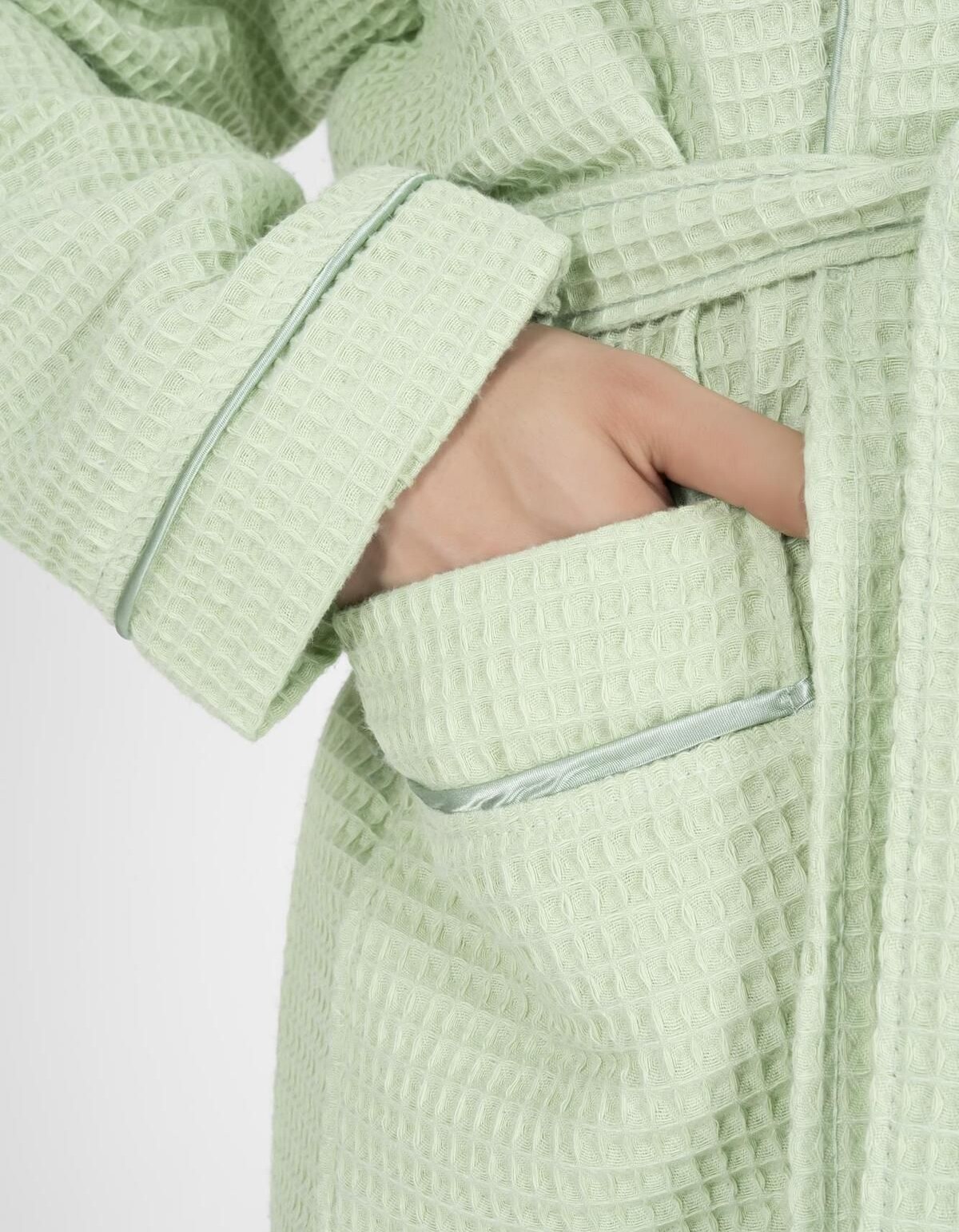 Varol Kaos Serisi Şal Yaka Pike Bornoz Sabahlık Varol Kaos Serisi Şal Yaka Pike Bornoz Sabahlık