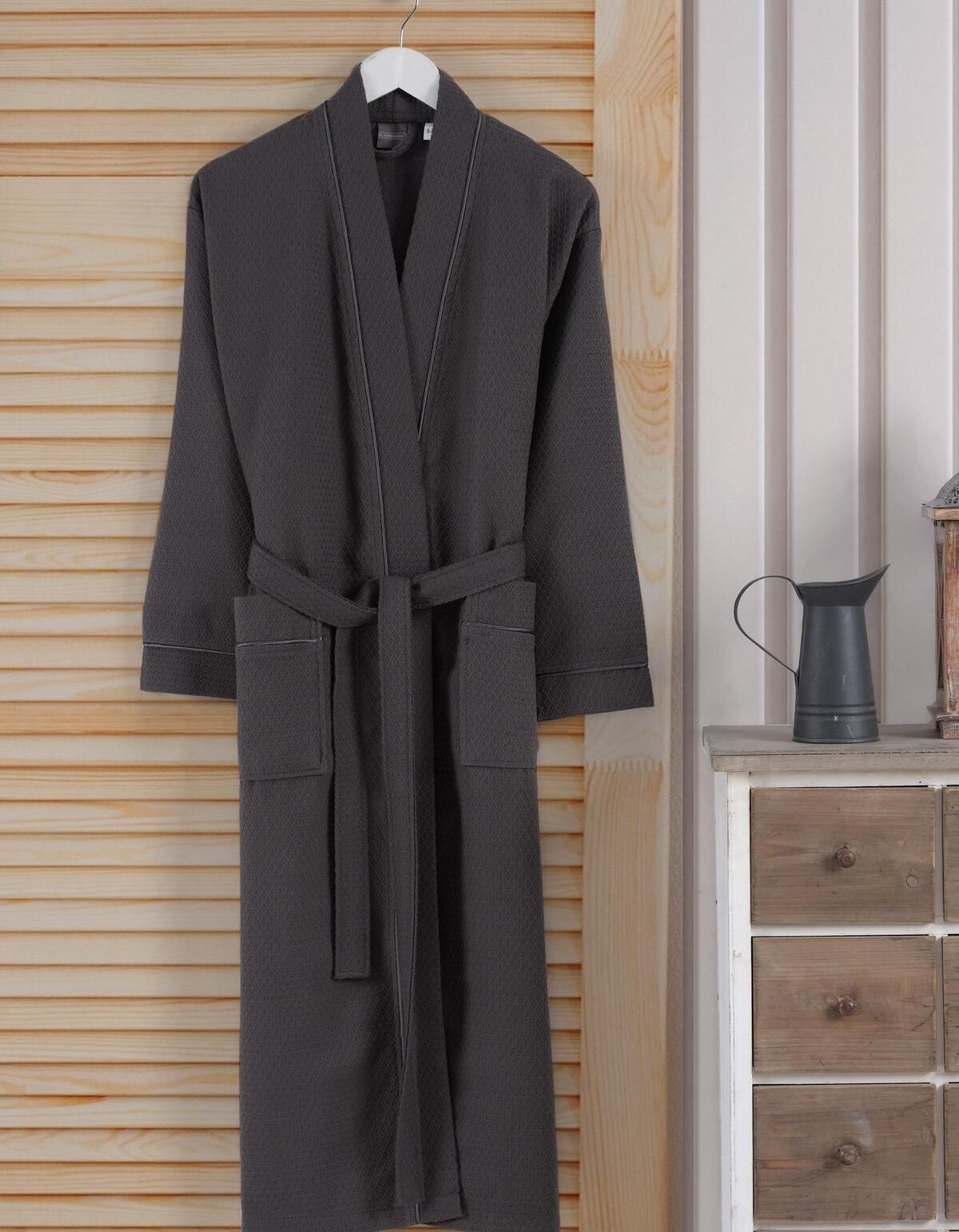 Varol Kaos Serisi Şal Yaka Pike Bornoz Sabahlık Varol Kaos Serisi Şal Yaka Pike Bornoz Sabahlık