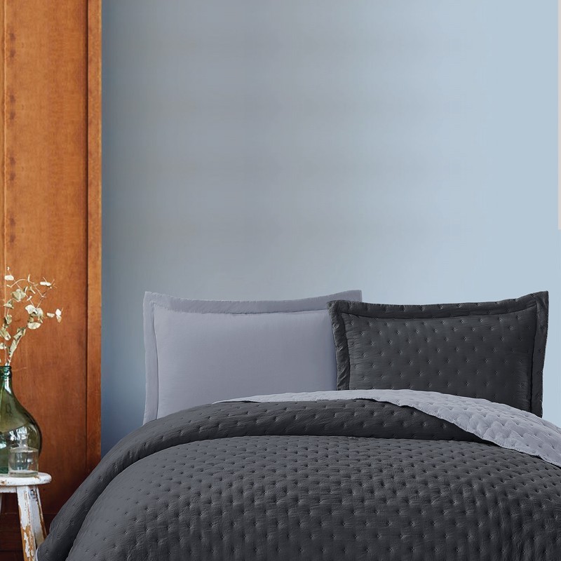 Varol Kapitoneli Çift Taraflı Yatak Örtüsü – 240x260 cm Antrasit Varol Kapitoneli Çift Taraflı Yatak Örtüsü – 240x260 cm Antrasit