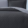 Varol Kapitoneli Çift Taraflı Yatak Örtüsü – 240x260 cm Antrasit Varol Kapitoneli Çift Taraflı Yatak Örtüsü – 240x260 cm Antrasit