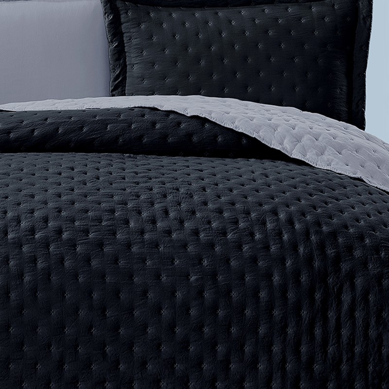 Varol Kapitoneli Çift Taraflı Yatak Örtüsü – 240x260 cm Siyah Varol Kapitoneli Çift Taraflı Yatak Örtüsü – 240x260 cm Siyah