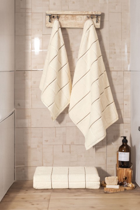 Varol Kare Micro Cotton El Havlusu 50x90cm KREM
