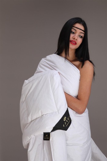 Varol King Size Kaz Tüyü Yorgan + 2 Adet Kaz Tüyü Yastık