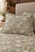 Varol Rosella Çiçek Desenli Çift Kişilik Yatak Örtüsü Takımı 240×260 cm – 2 Yastık Kılıflı görseli 3